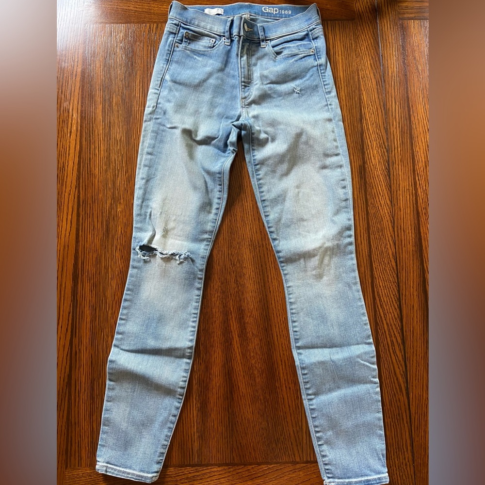 Gap Jeans